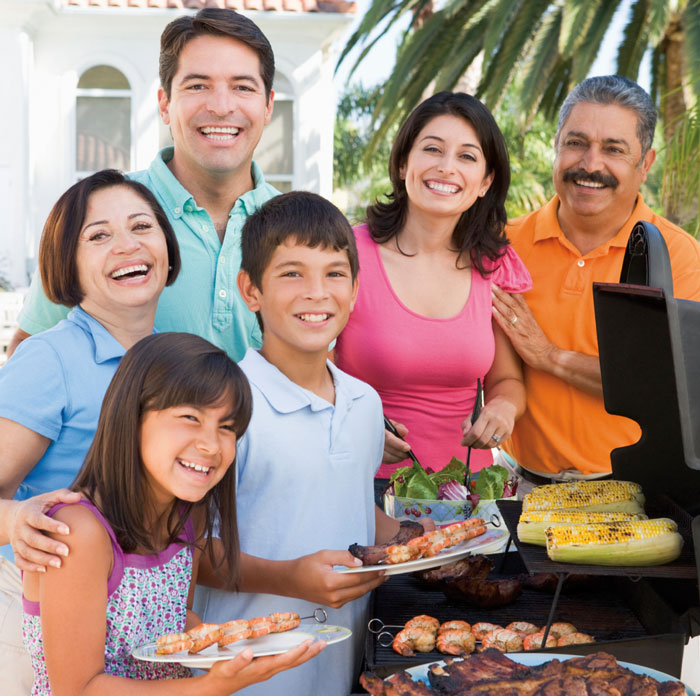 Redes En Acción: The National Hispanic/Latino Cancer Research Network