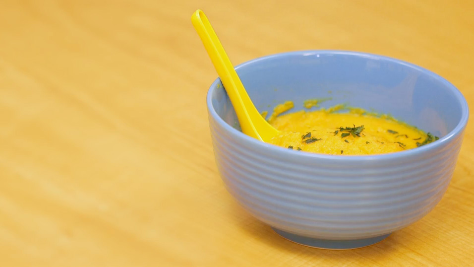 Sweet-potato-and-tumeric-soup