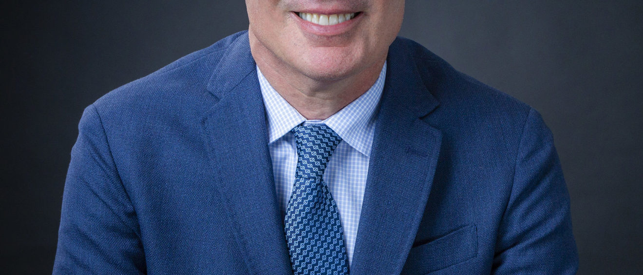 Dr. Peter Loomer