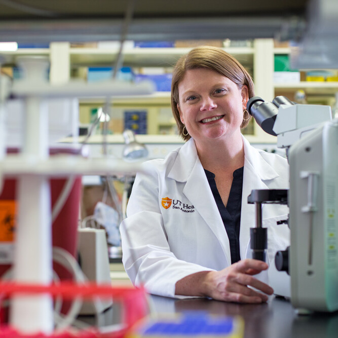 Ann Griffith in lab