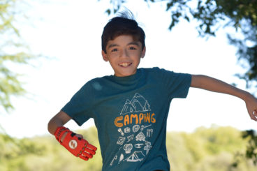 Noah's FLASHY new hand
