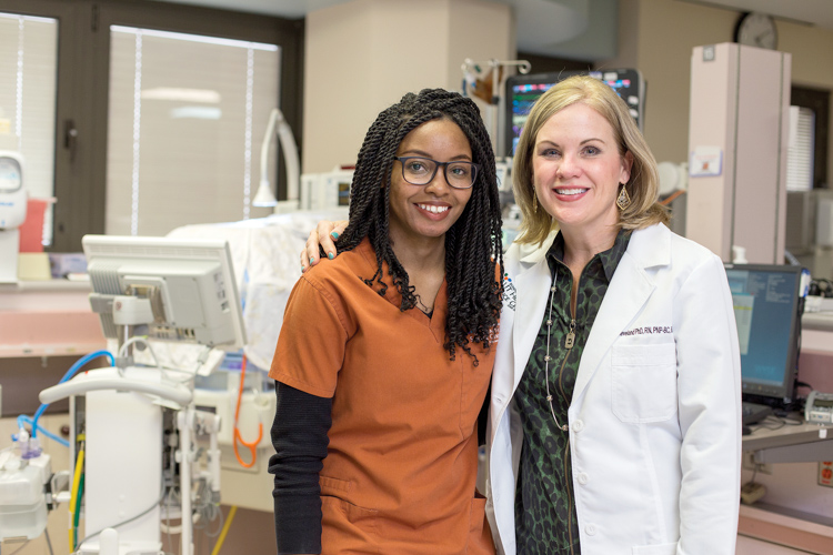 B.S.N. student Aisha “Eesh” Silva and faculty mentor Lisa Cleveland, Ph.D., RN, are conducting research with the goal of reducing mortality rates of Latina women by understanding the relationship of early childhood trauma, depressive symptoms and opioid use.