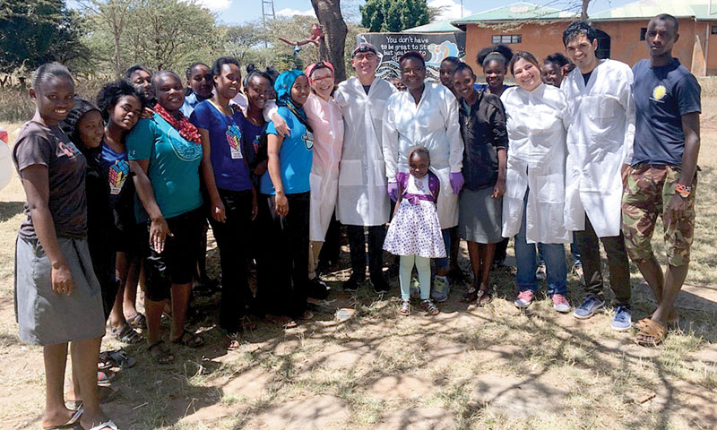 Dean Peter Loomer, his colleague Professor Yvonne Buischi and their team in Kenya